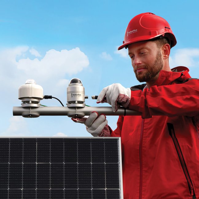 Diffuse solar radiation measurement sensor
